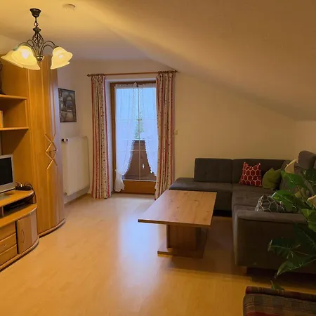 Christa Apartment *